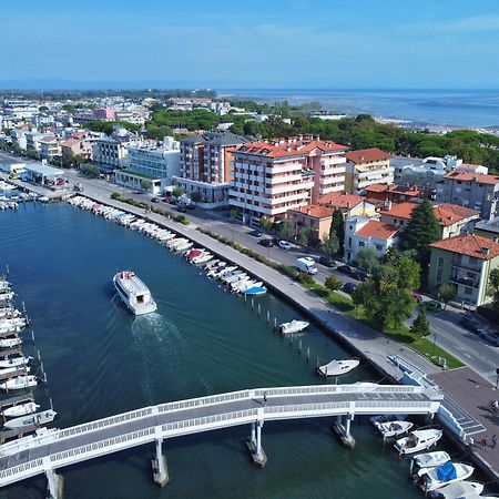 Aparthotel Capitol Grado Exterior photo