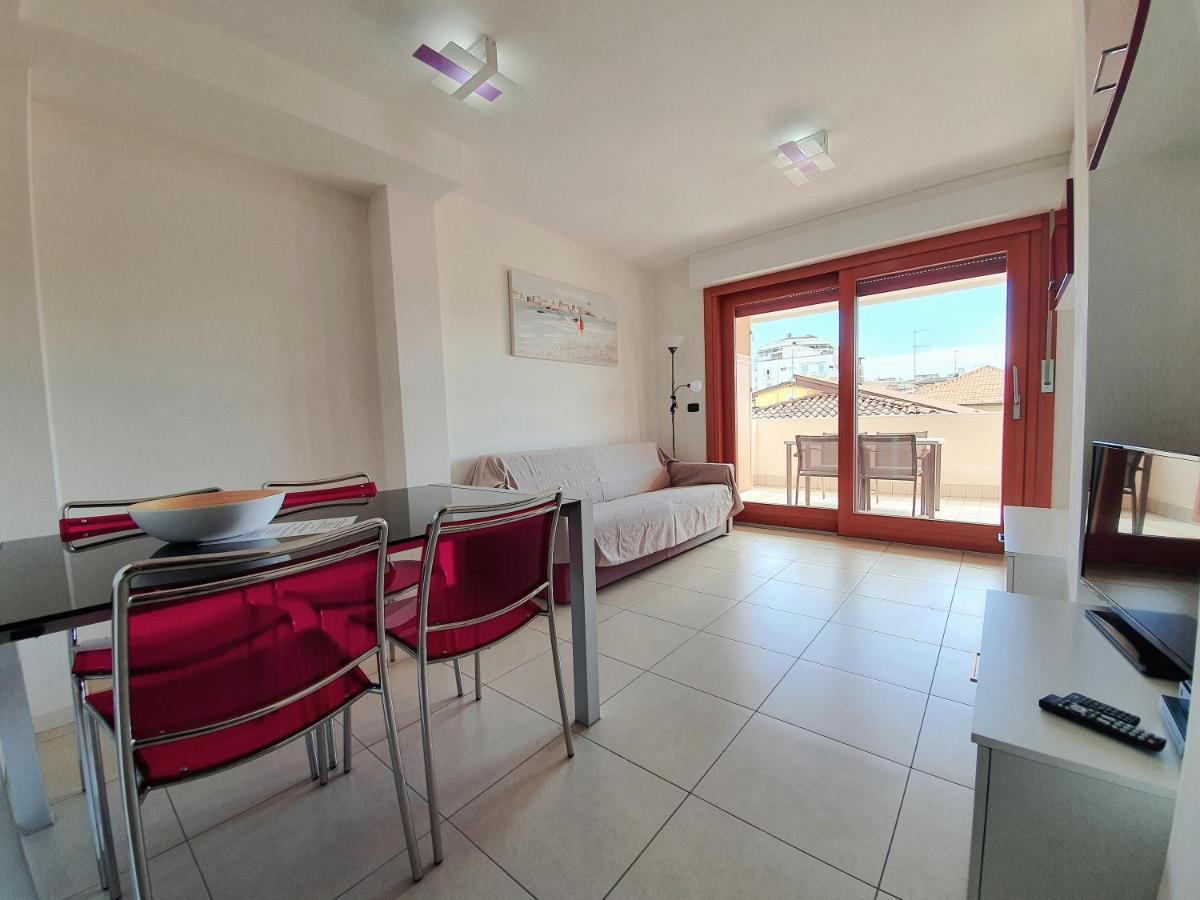 Aparthotel Capitol Grado Room photo