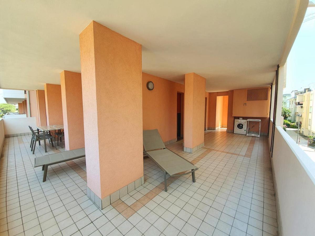 Aparthotel Capitol Grado Exterior photo