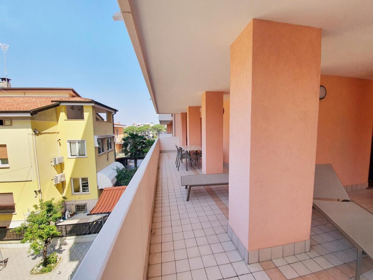 Aparthotel Capitol Grado Exterior photo
