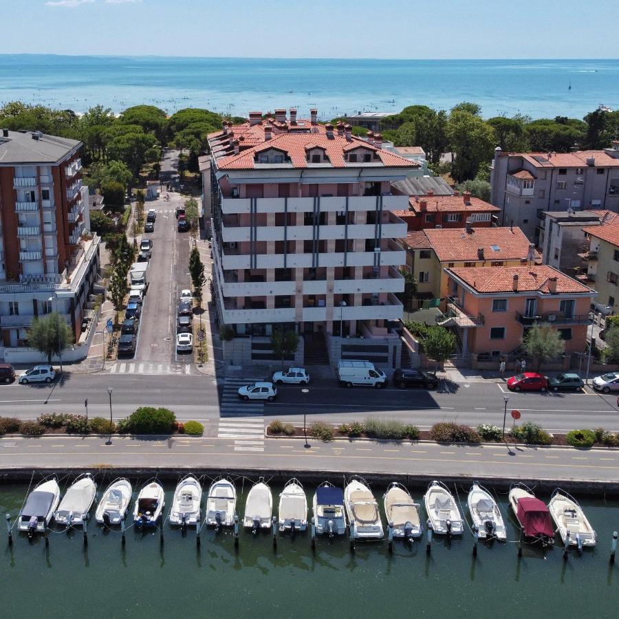 Aparthotel Capitol Grado Exterior photo